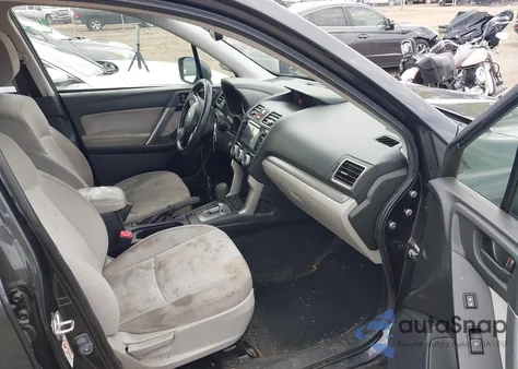 2016 Subaru Forester 2.5I Premium z USA, uszkodzony, nr VIN JF2SJADC2GH443697